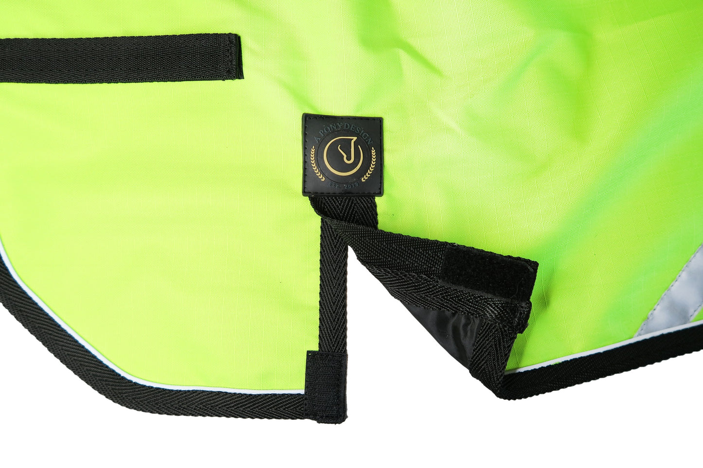 Reflective driving blanket